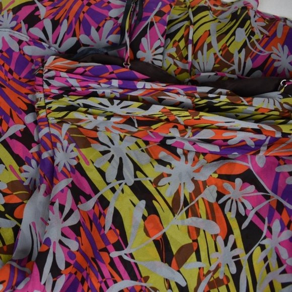 BCBGMAXAZRIA Silk Halter Dress - Picture 4 of 7